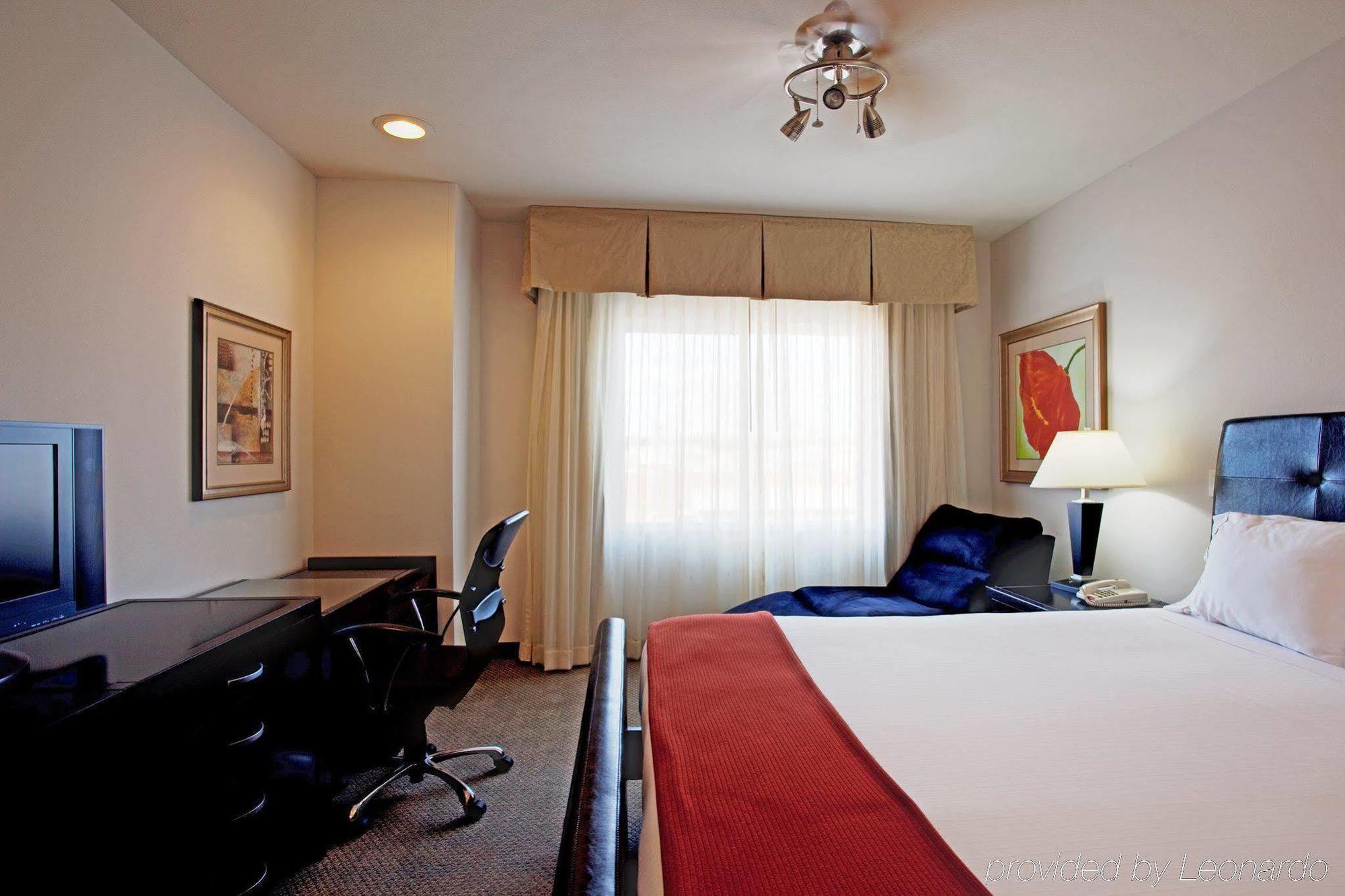 Holiday Inn Express & Suites Amarillo, An Ihg Hotel Room photo