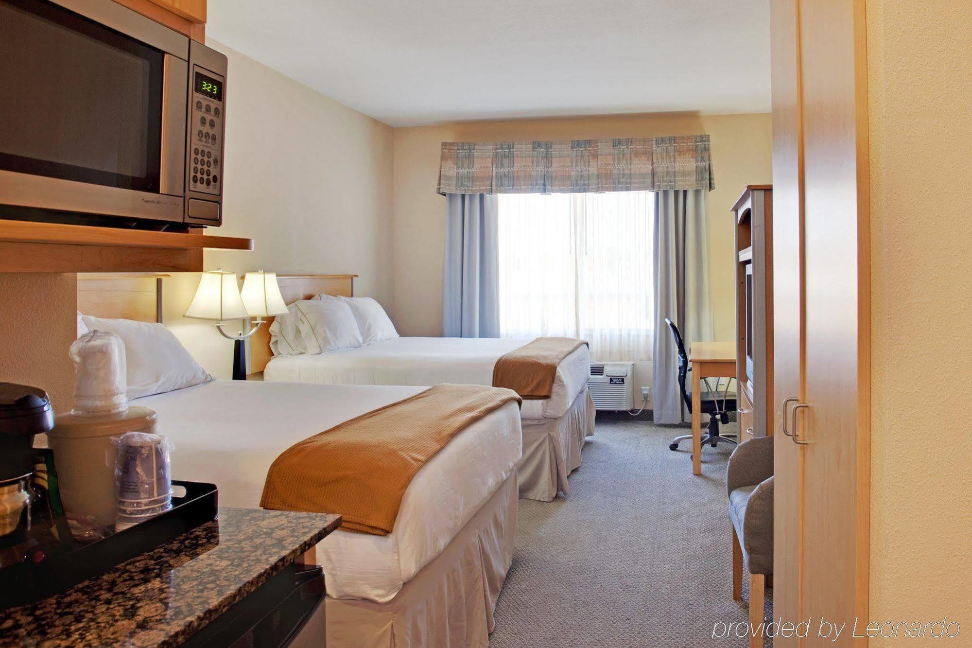 Holiday Inn Express & Suites Amarillo, An Ihg Hotel Room photo
